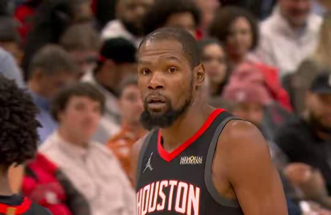 华体会体育平台-火箭惨败雷霆输球更可怕的是 赛后杜兰特这番话 自主进攻烂透了