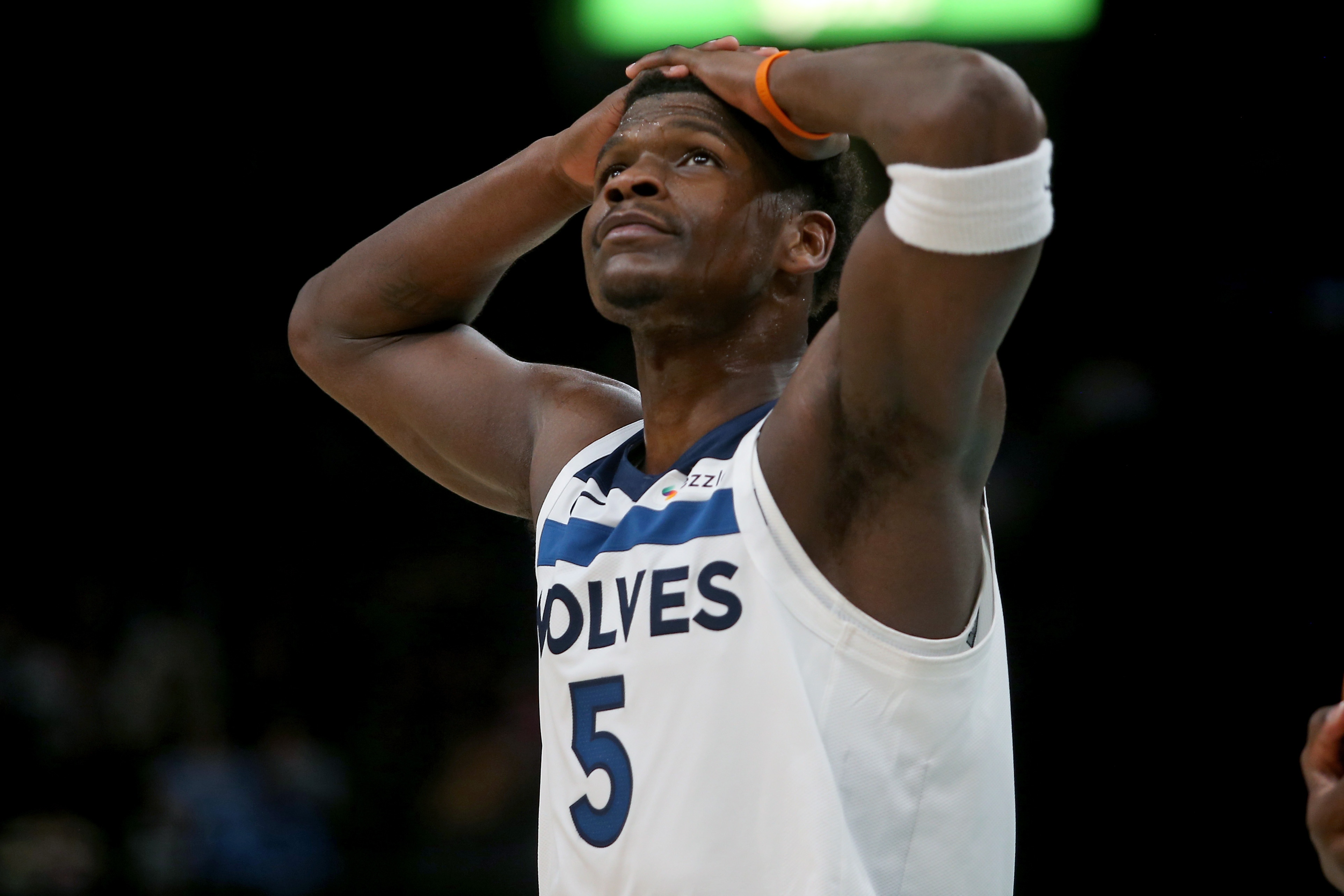 华体会平台入口-爱德华兹：我不太喜欢打快 但跟着道苏姆他们出战时 我只能跟着跑